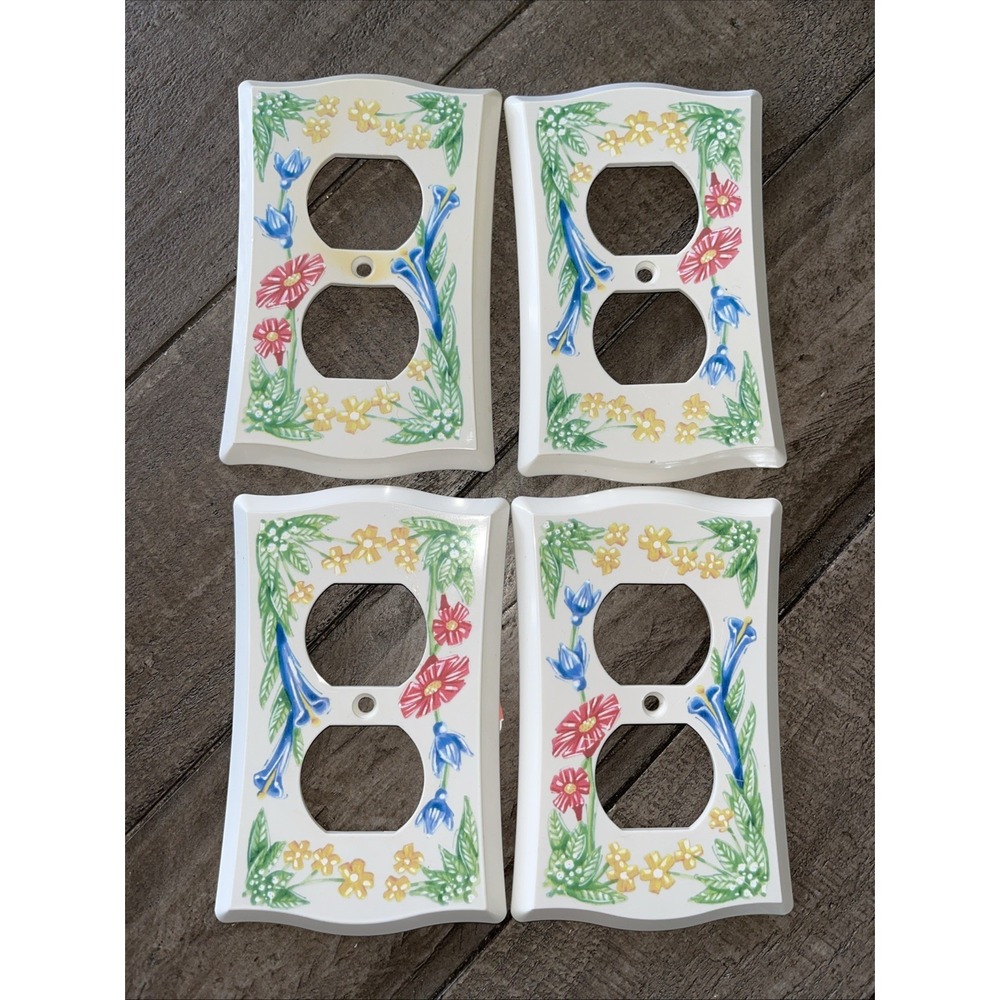 (4) Vintage General Electric Wall Plates, Plastic, Floral, Hardware Included‎